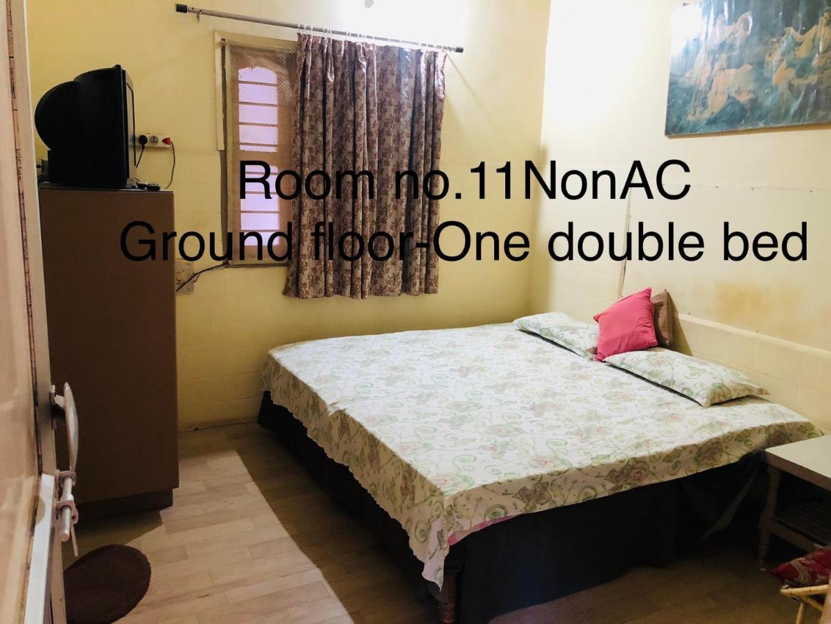 Rukmavati Guest House Mundra Bagian luar foto