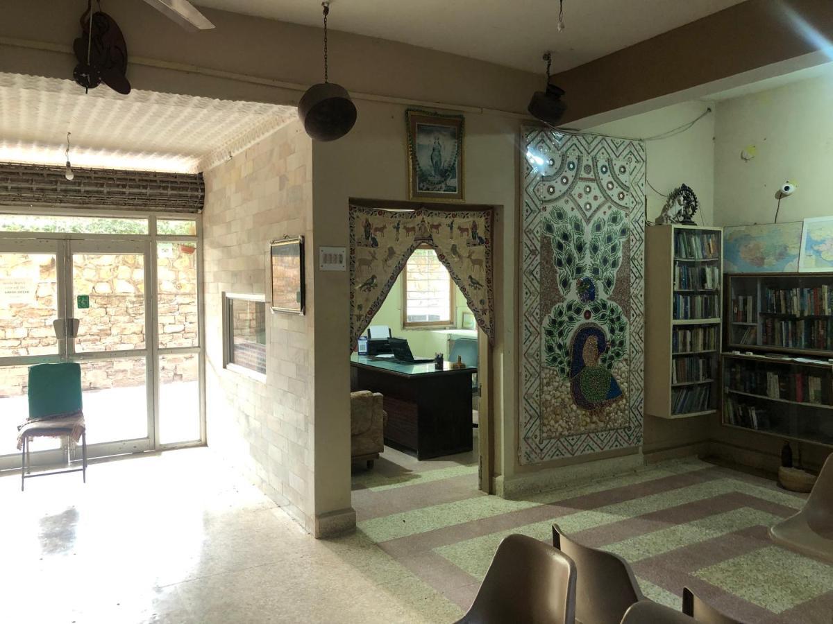 Rukmavati Guest House Mundra Bagian luar foto