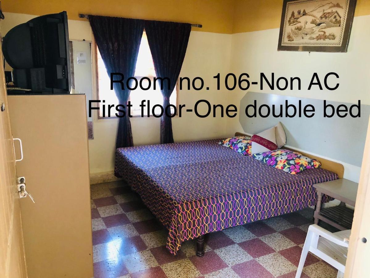 Rukmavati Guest House Mundra Bagian luar foto